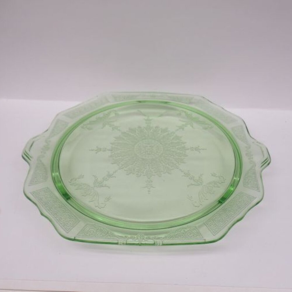 Hocking Depression Glass Green PRINCESS 11 Inch Three-Footed Cake Plate